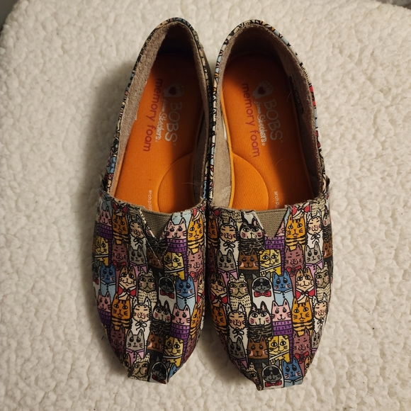 Bobs from Skechers cat print slip on memory foam size 7 - Picture 1 of 9